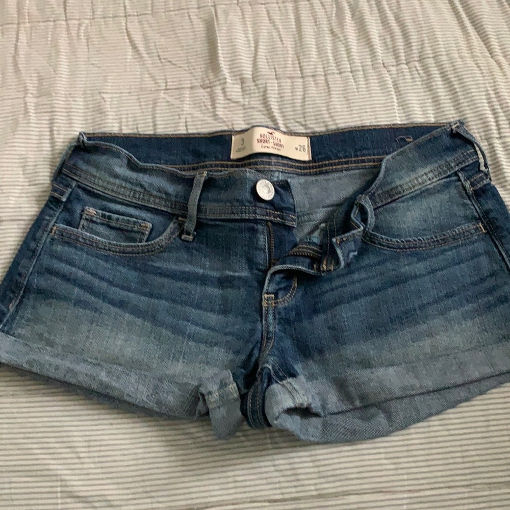 Hollister low rise shorts